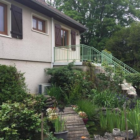 Bed and Breakfast Sous La Tour Agencourt Zewnętrze zdjęcie
