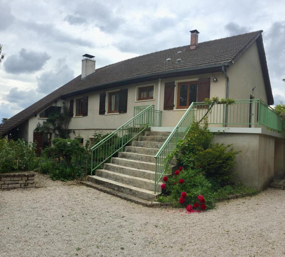 Bed and Breakfast Sous La Tour Agencourt Zewnętrze zdjęcie