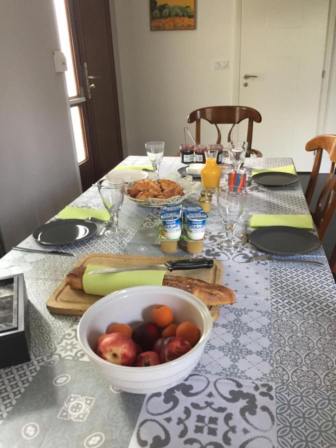 Bed and Breakfast Sous La Tour Agencourt Zewnętrze zdjęcie