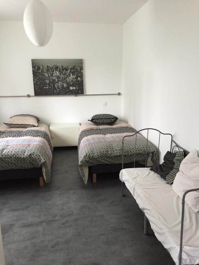 Bed and Breakfast Sous La Tour Agencourt Zewnętrze zdjęcie